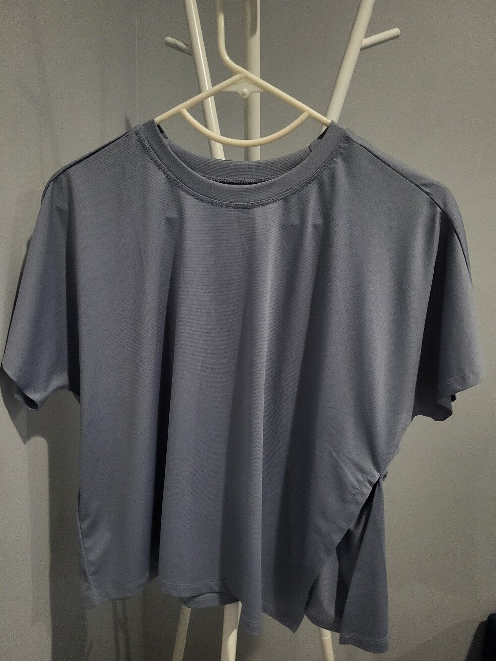 Classic Women’s Crew Neck T-Shirt — Gray